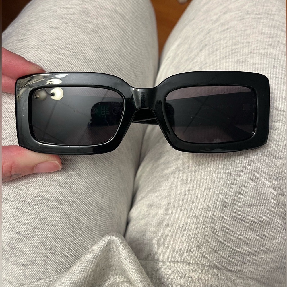 FRYE sunglasses